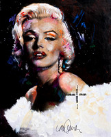 Marilyn Monroe - White Fur